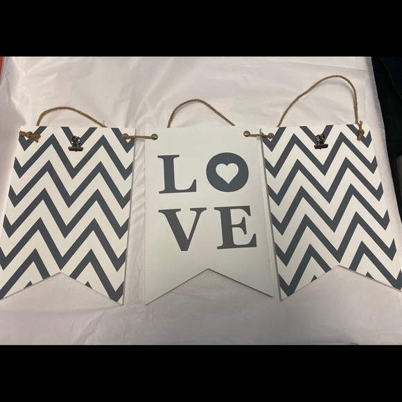Rustic Gray White Chevron Love Wall Decor Sign & Photo Clipboard - Picture 6 of 9